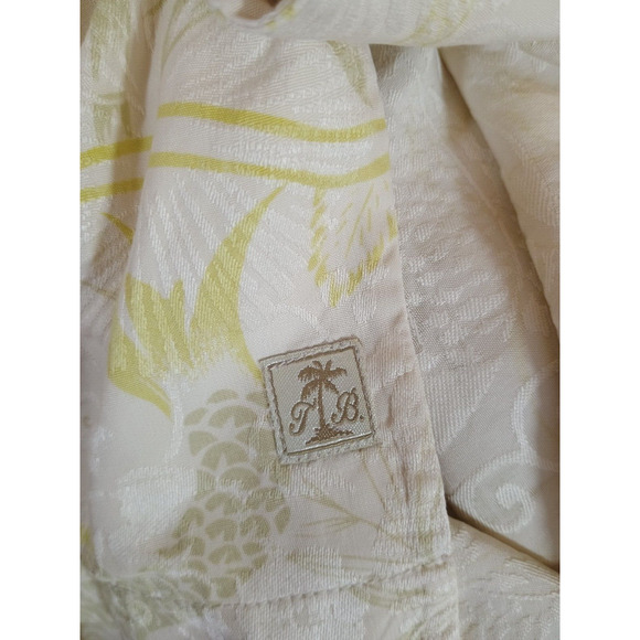 Tommy Bahama Shirt Mens XL Yellow Hawaiian 100% Silk Floral Fish Print Button Up - Picture 7 of 8